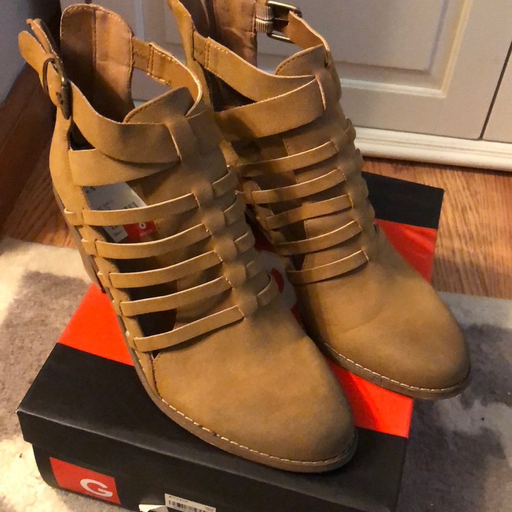 G by guess size 8 booties